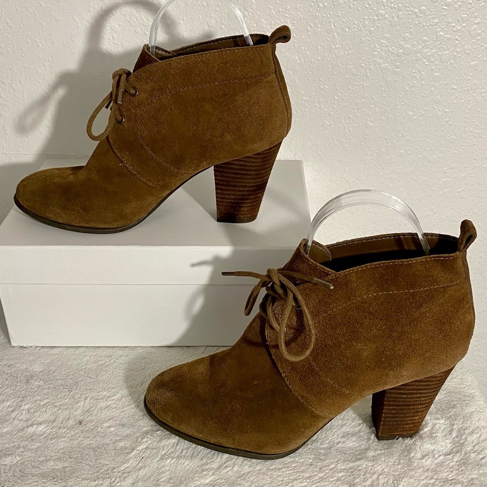 Lucky Brand Unitas Brown Suede Ankle Boots Women’s Size 8M Lace-Up Stacked Heel - Picture 2 of 12